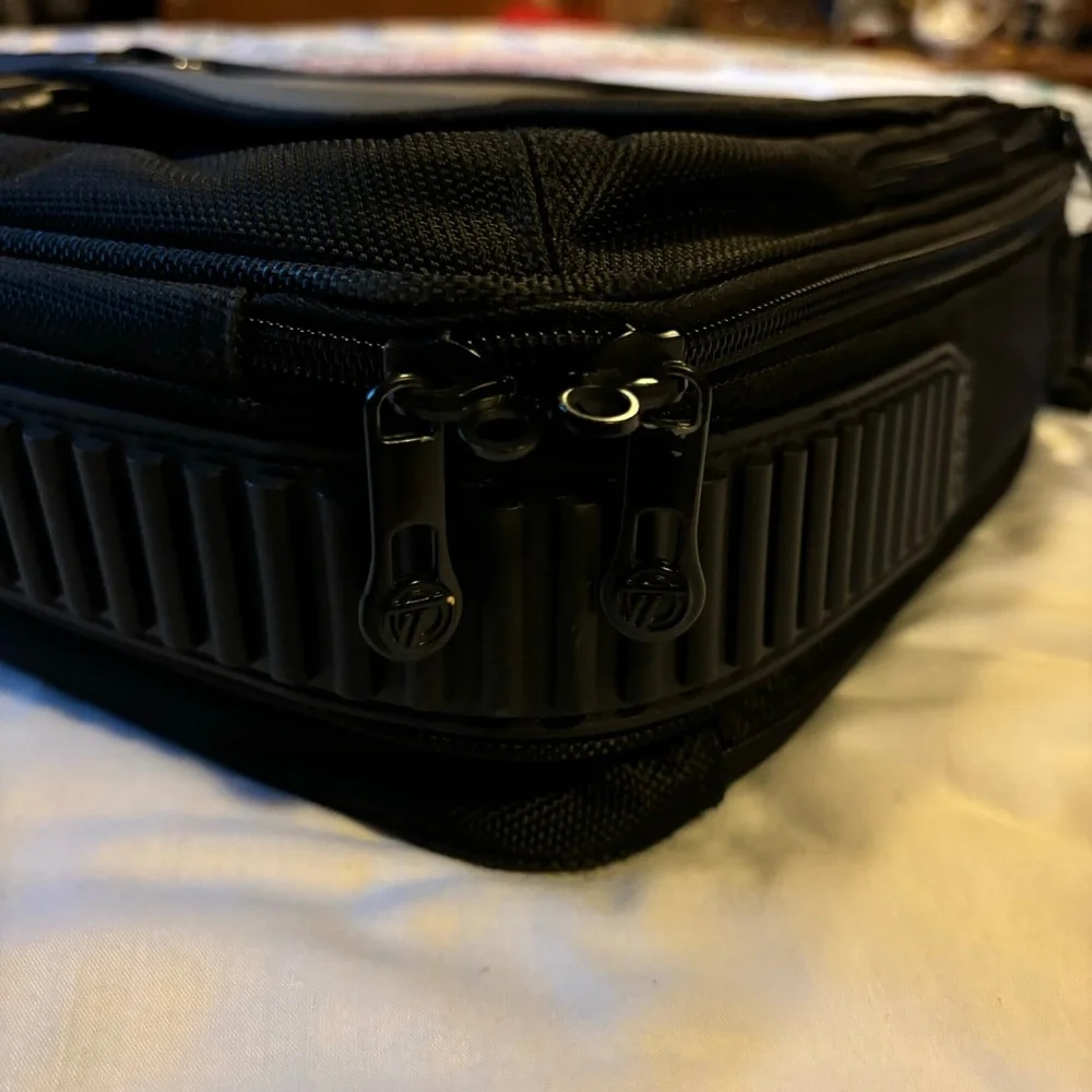 Targus Laptop Carrying Case Handles Adjustable Removable Shoulder Strap
